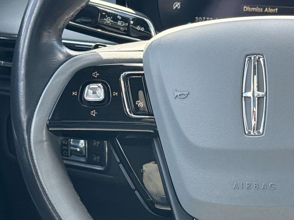 Certified 2021 Lincoln Corsair Reserve FWD image 16