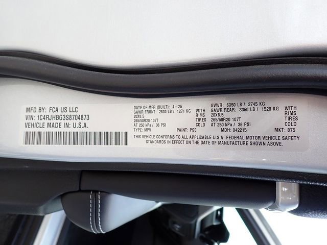 New 2025 Jeep Grand Cherokee Limited image 16