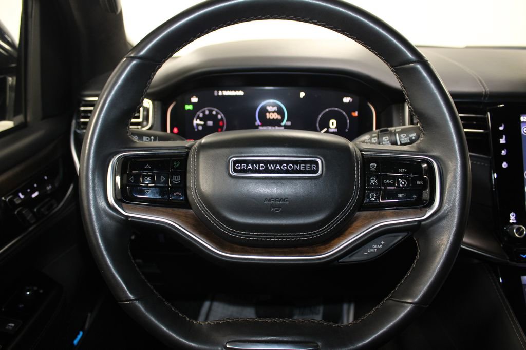 Used 2023 Jeep Grand Wagoneer L Series II image 36