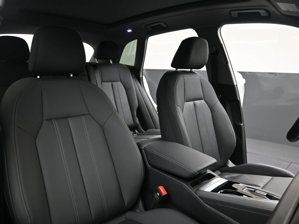 Certified 2025 Audi Q5 Premium Plus w/ Premium Plus image 13