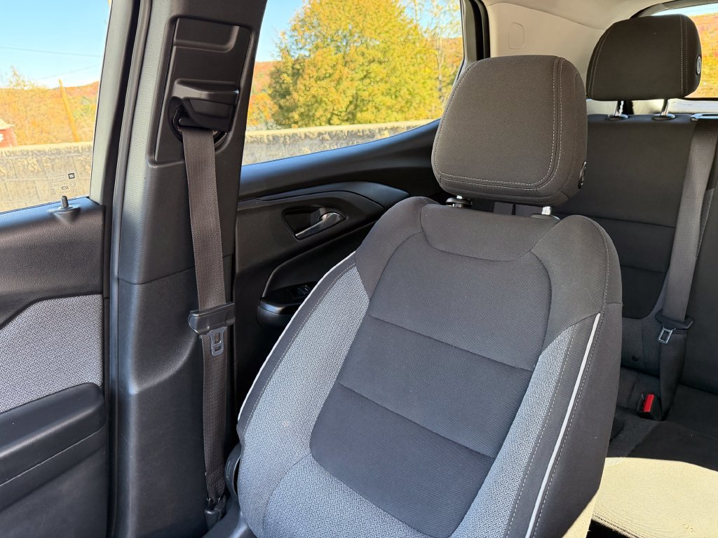 Used 2023 Chevrolet TrailBlazer LT AWD/4WD image 21