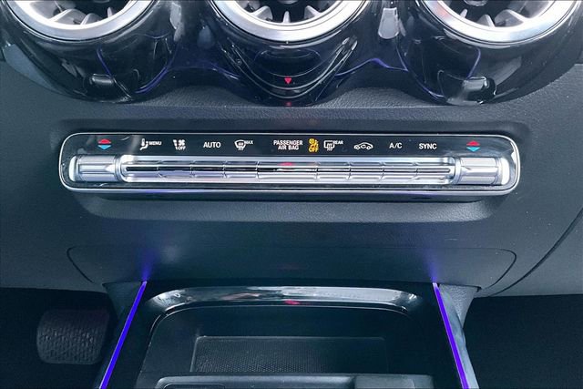 Certified 2023 Mercedes-Benz GLB 250 4MATIC image 18