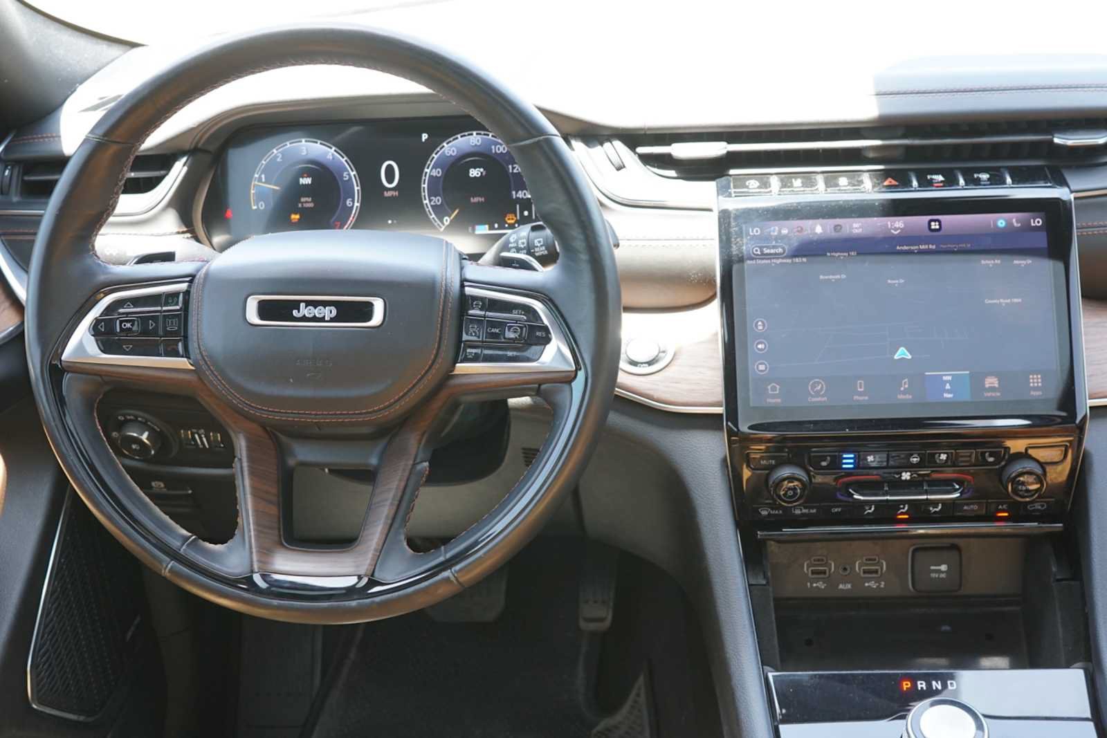 Used 2021 Jeep Grand Cherokee L Summit w/ Luxury Tech Group V RWD image 23