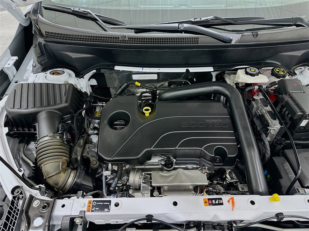 Used 2023 GMC Terrain SLE w/ Driver Convenience Package image 30