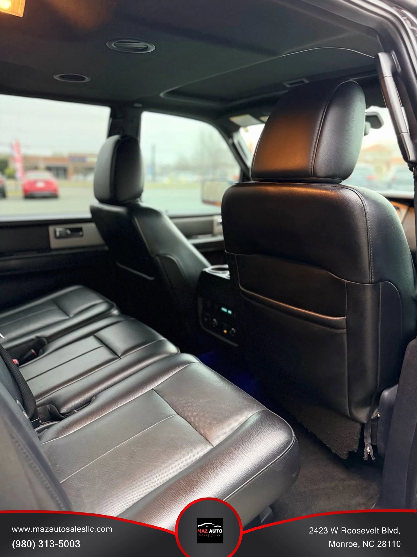 Used 2015 Ford Expedition Limited w/ Equipment Group 301A RWD image 16
