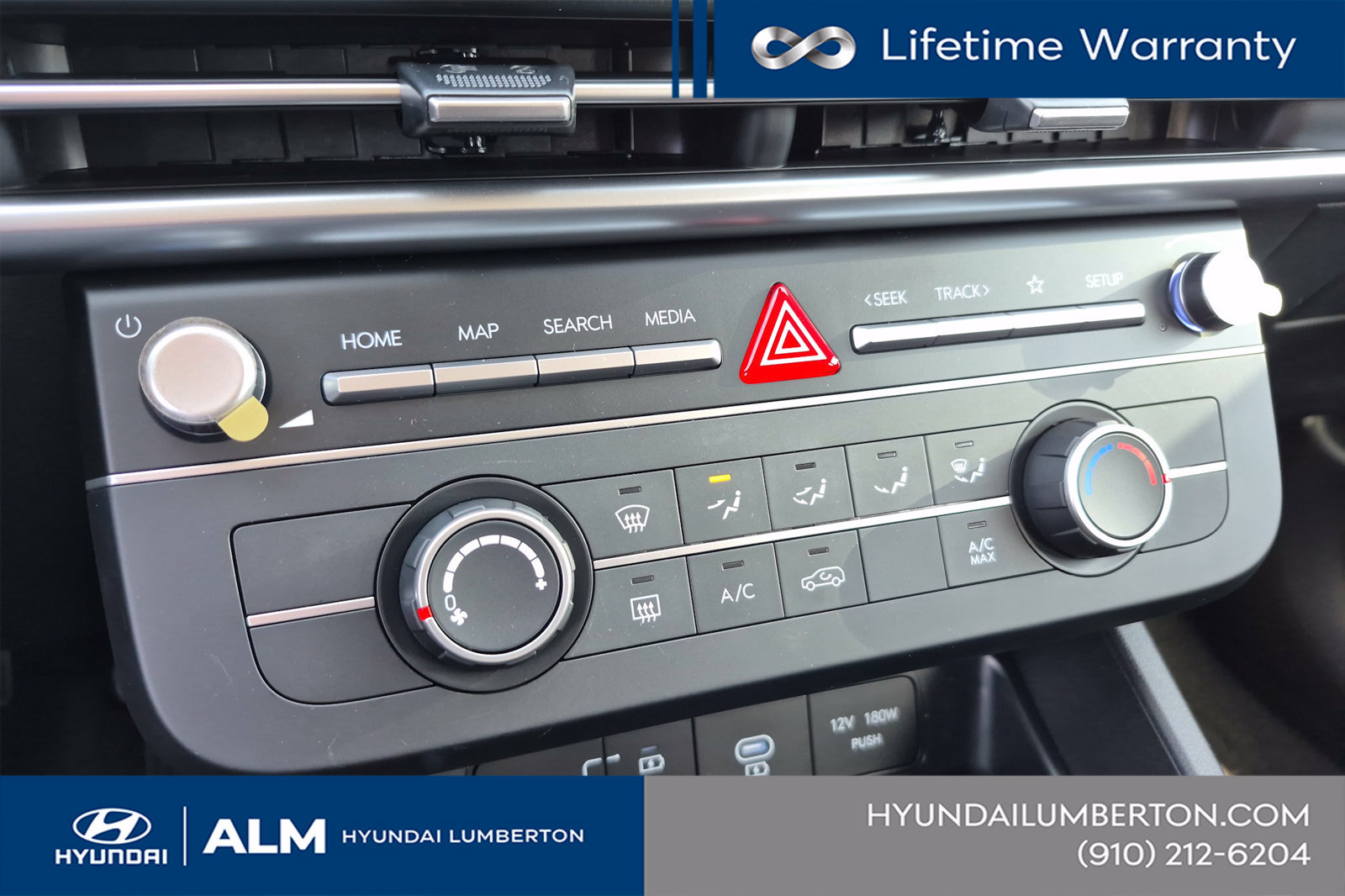 New 2026 Hyundai Tucson SE w/ Tow & Go Package FWD image 24