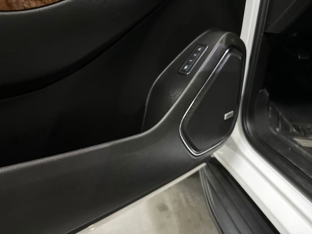 Used 2018 Chevrolet Tahoe Premier w/ RST 6.2L Performance Edition AWD/4WD image 42