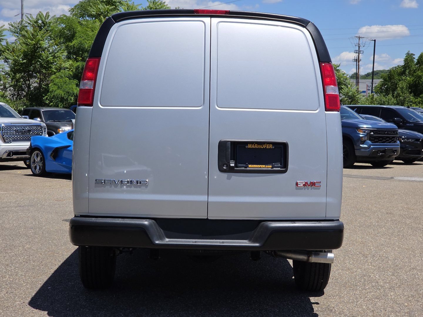 New 2026 GMC Savana 2500 w/ Driver Convenience Package RWD image 11