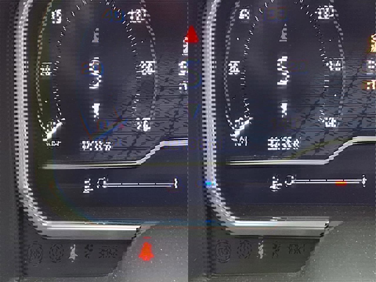 Used 2023 GMC Sierra 1500 AT4 w/ AT4 Premium Package image 28