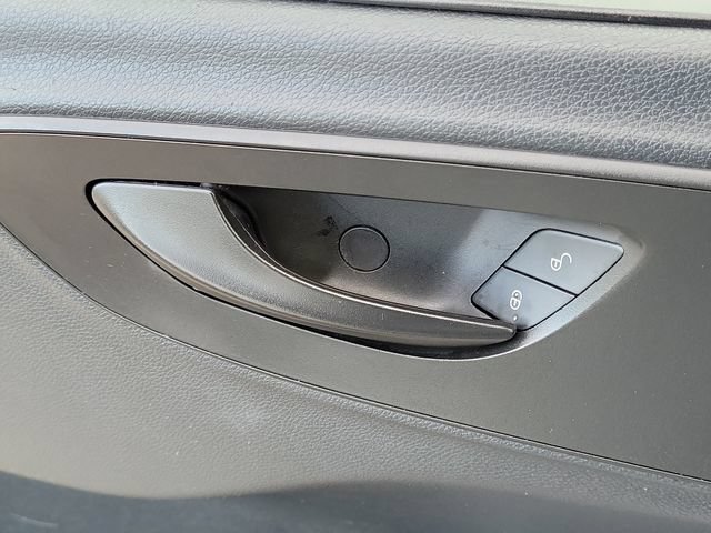Used 2025 Mercedes-Benz Sprinter 2500 image 18