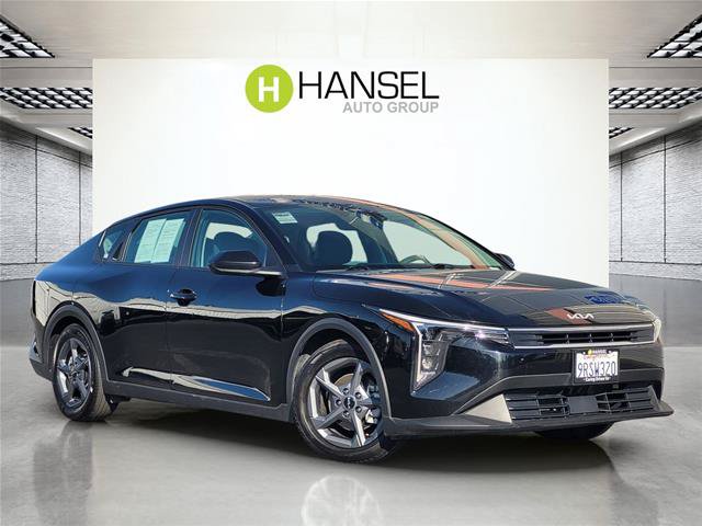 Used 2025 Kia K4 FWD image 1
