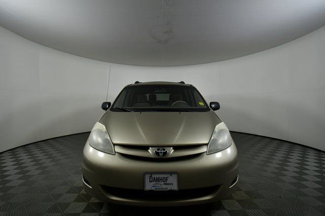 Used 2008 Toyota Sienna FWD image 8
