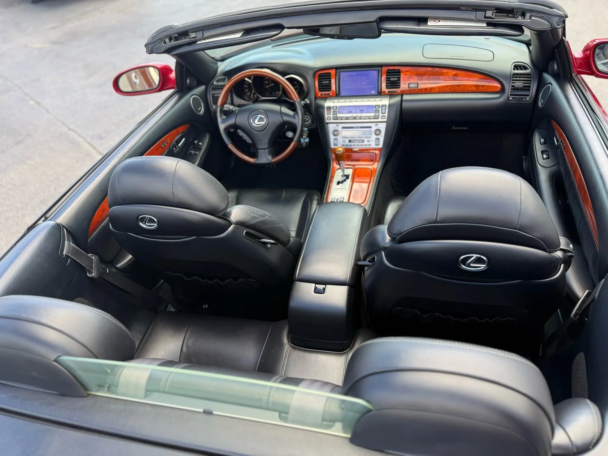 Used 2006 Lexus SC 430 Convertible image 26