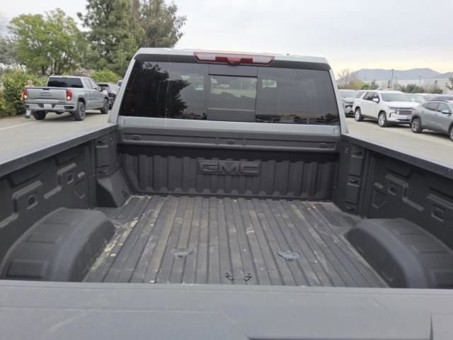 Used 2025 GMC Sierra 2500 Denali Ultimate image 10