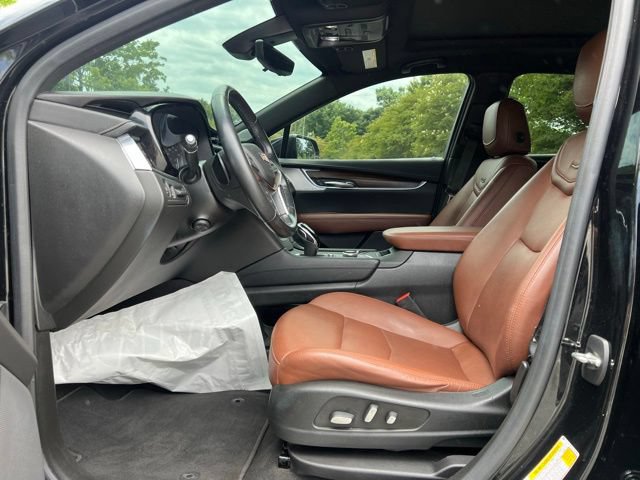 Used 2020 Cadillac XT5 Premium Luxury FWD image 12