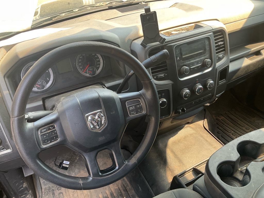 Used 2018 RAM 3500 Tradesman w/ Chrome Appearance Group image 24