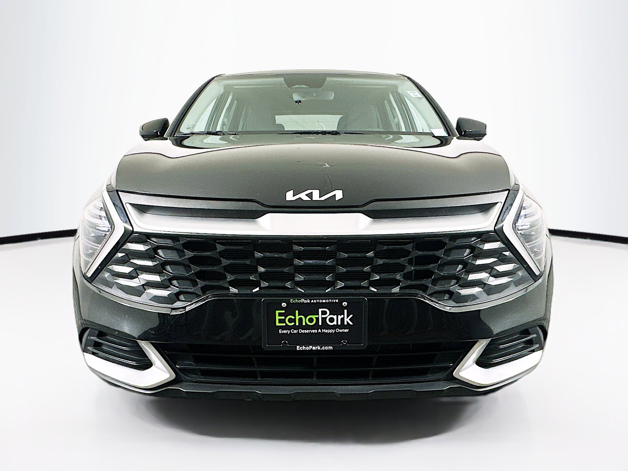 Used 2024 Kia Sportage LX image 2