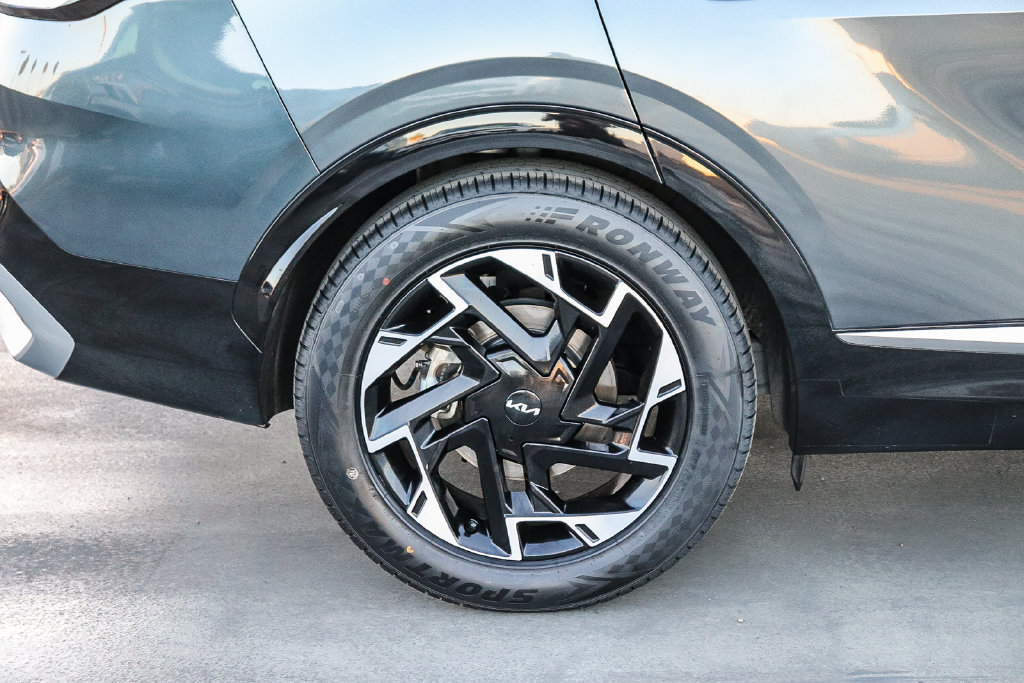 Used 2023 Kia Sportage SX FWD image 12