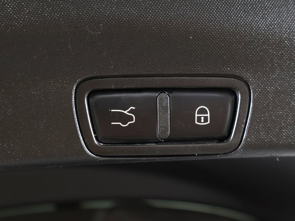 Used 2022 Alfa Romeo Stelvio Ti image 21