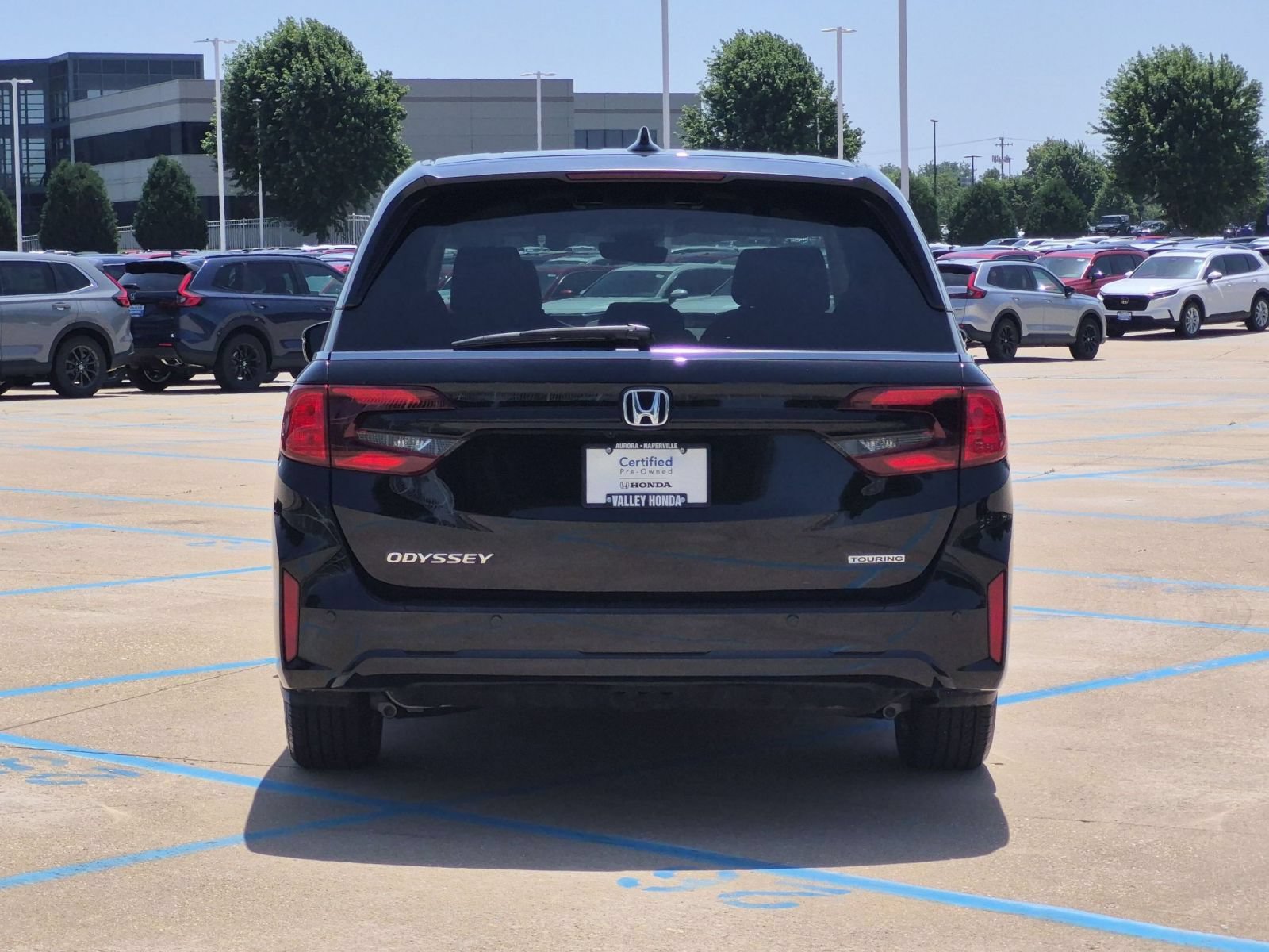 Certified 2025 Honda Odyssey Touring image 7