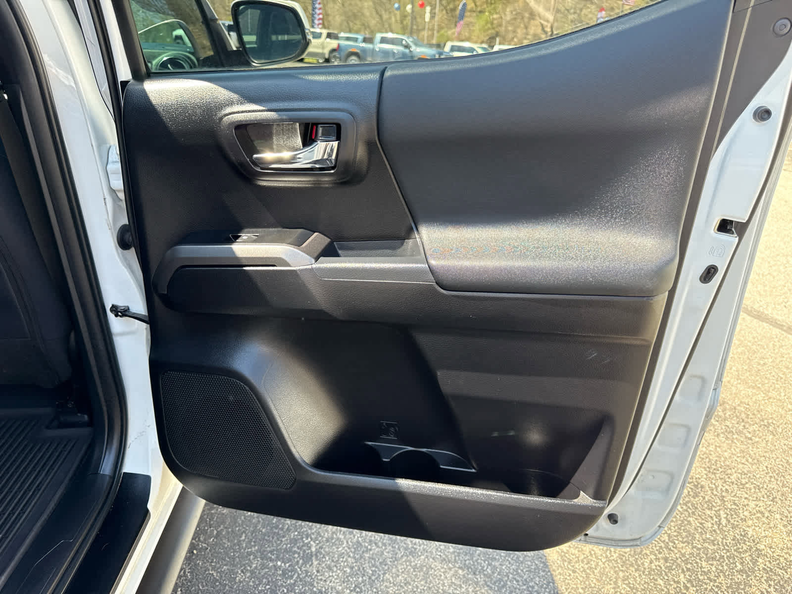 Used 2023 Toyota Tacoma TRD Off-Road w/ Technology Package image 26