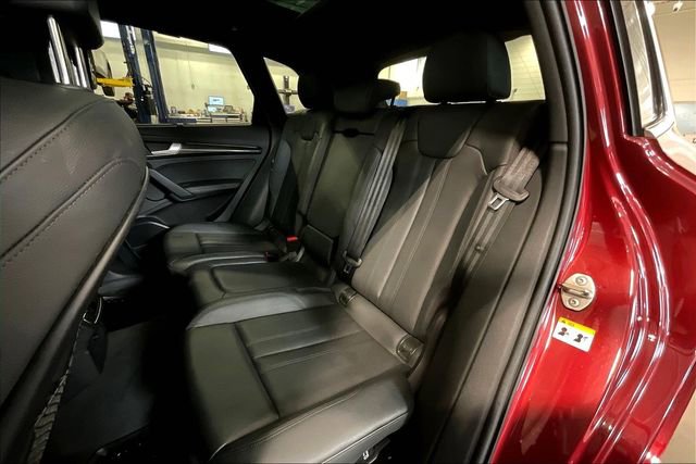 Used 2018 Audi SQ5 Prestige w/ Prestige Package image 26