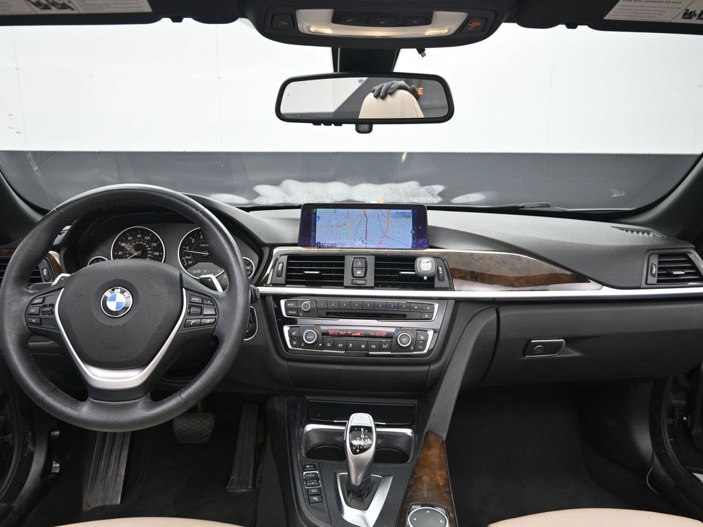 Used 2015 BMW 428i xDrive Convertible AWD/4WD image 12
