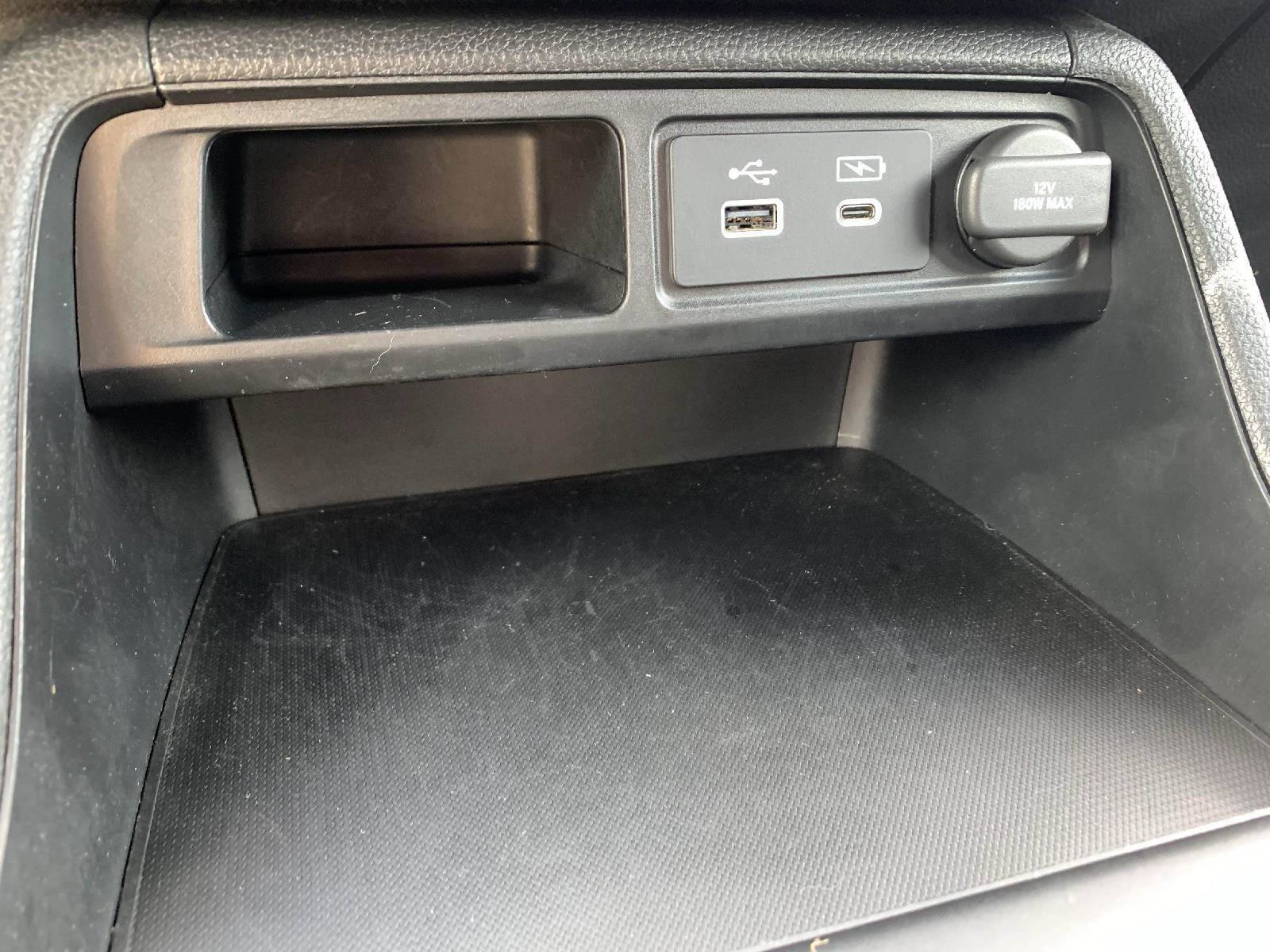 Used 2023 Honda Pilot Sport image 27