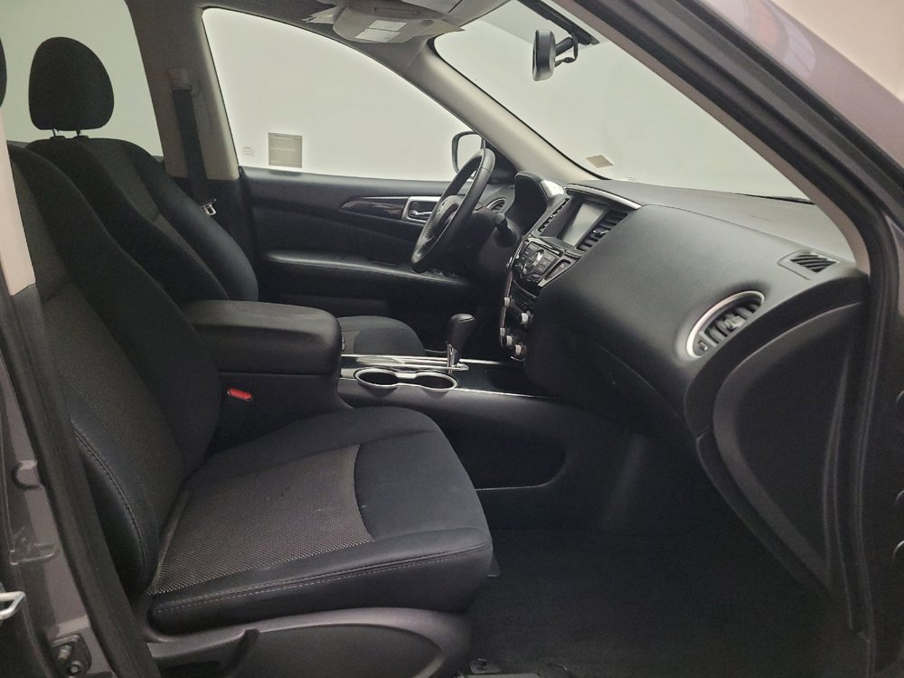 Used 2019 Nissan Pathfinder SV FWD image 21
