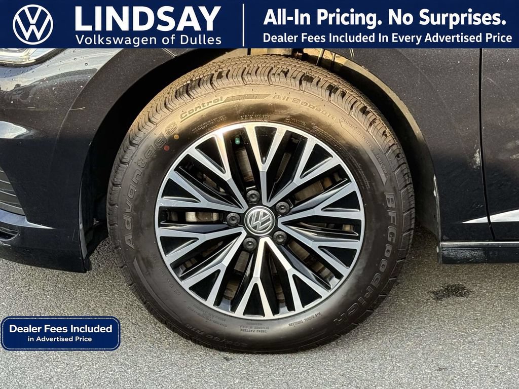 Used 2019 Volkswagen Jetta SEL w/ Cold Weather Package FWD image 7