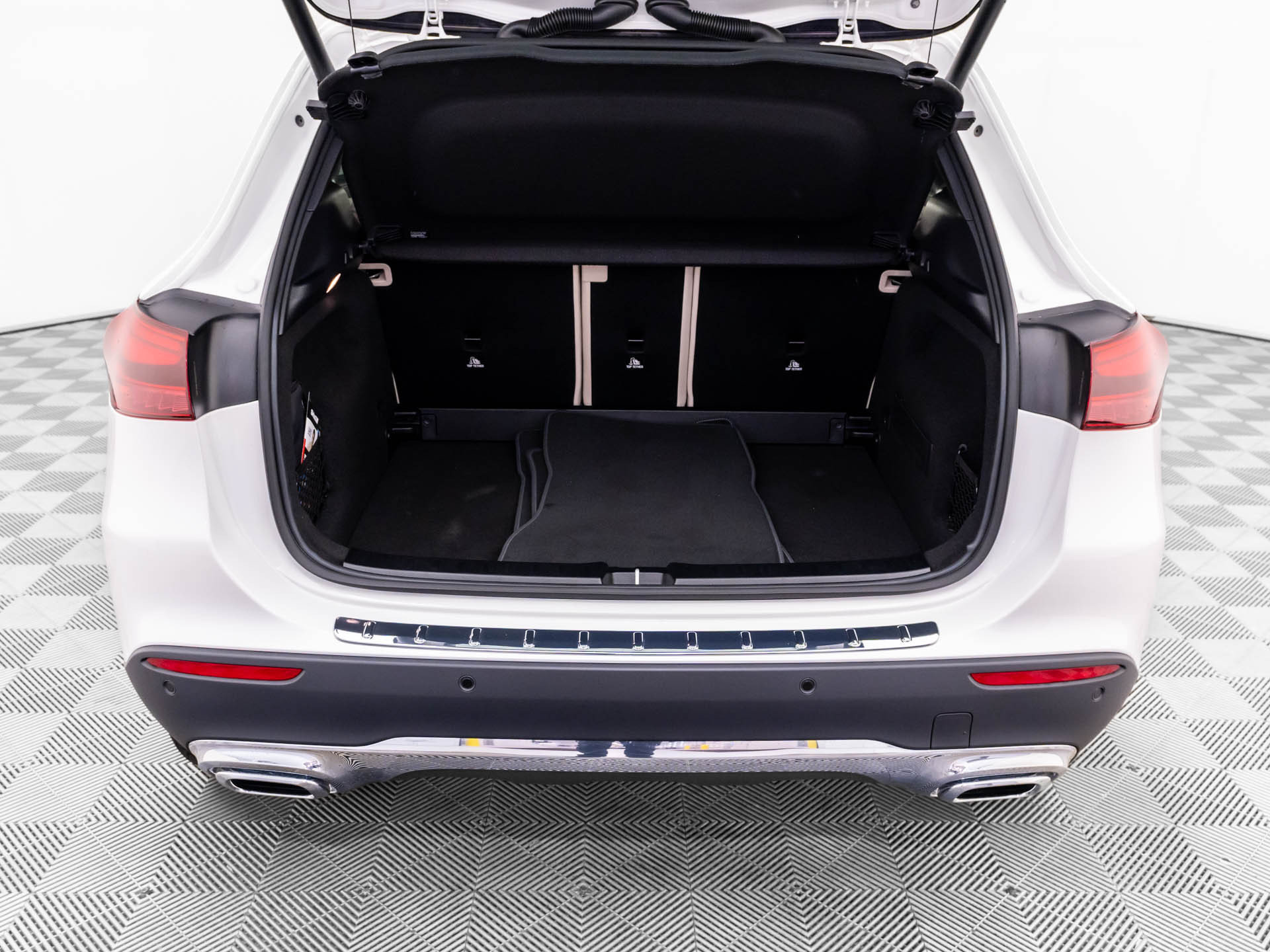 New 2026 Mercedes-Benz GLA 250 4MATIC image 32