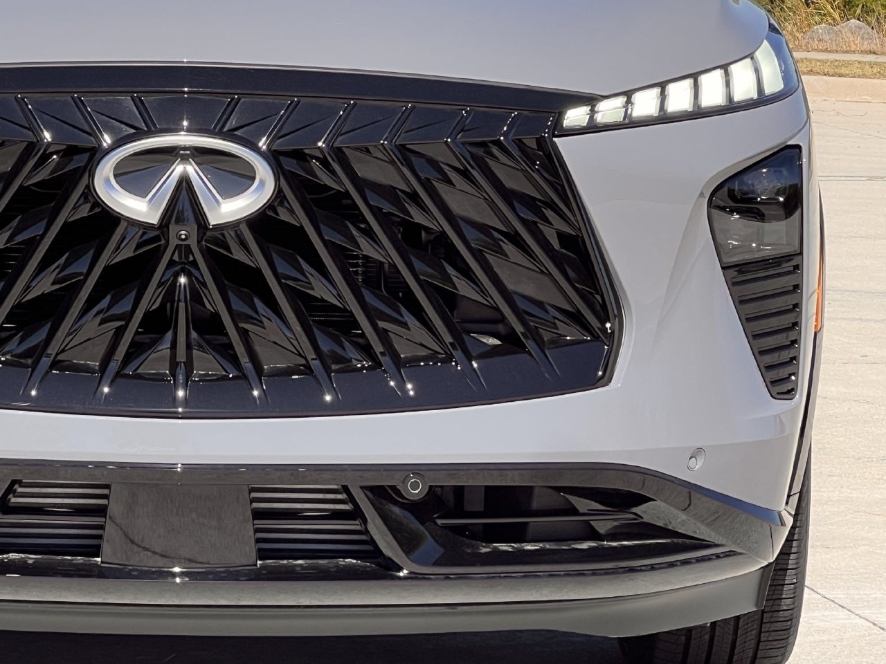 New 2027 INFINITI QX65 Sport AWD/4WD image 8