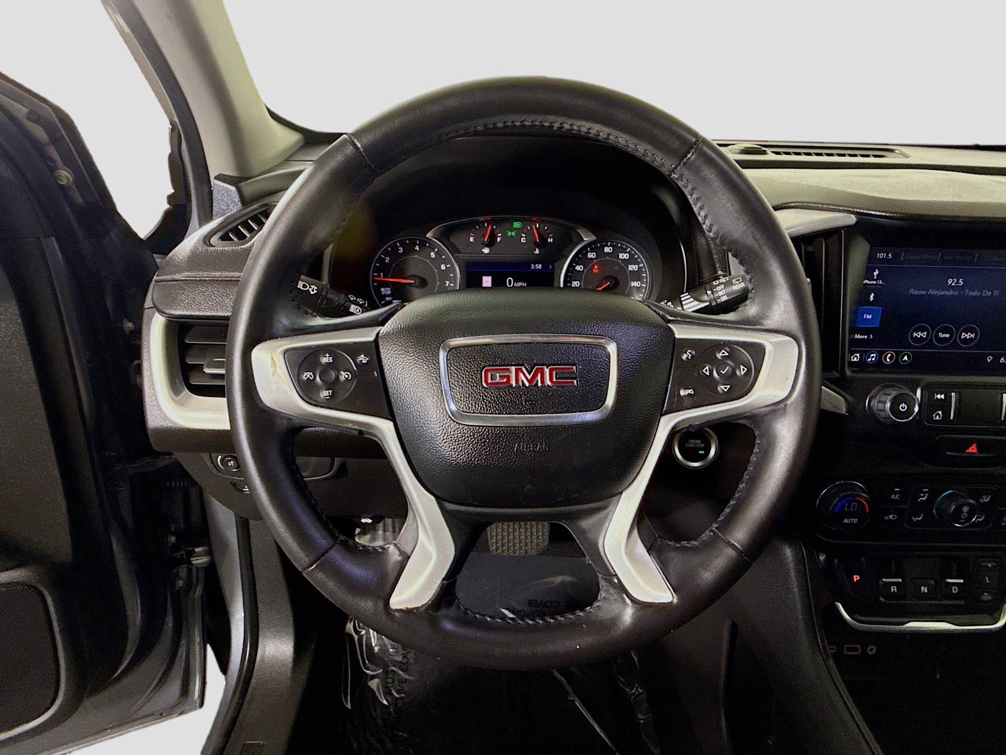 Used 2021 GMC Terrain SLE w/ Driver Convenience Package image 13
