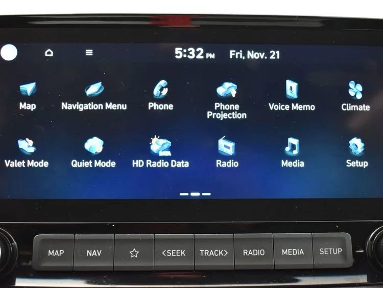 Used 2022 Hyundai Kona Limited w/ Cargo Package image 32