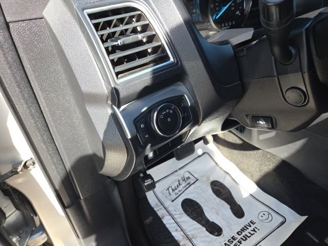 Used 2017 Ford Explorer Limited image 24