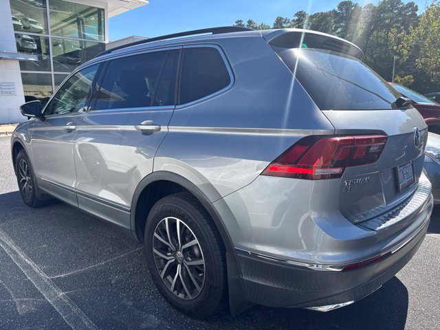 Used 2020 Volkswagen Tiguan SE FWD image 12
