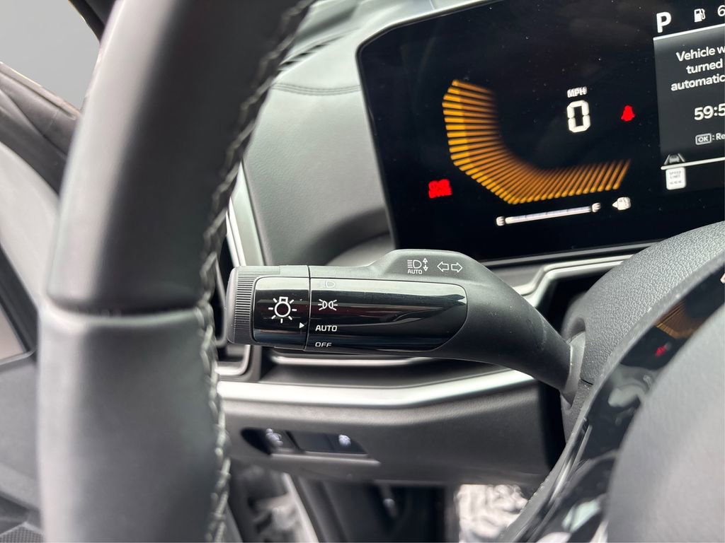 Certified 2025 Kia Sorento S w/ Panoramic Sunroof Package image 23