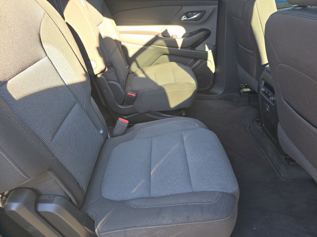 Used 2023 Chevrolet Traverse LT AWD/4WD image 25