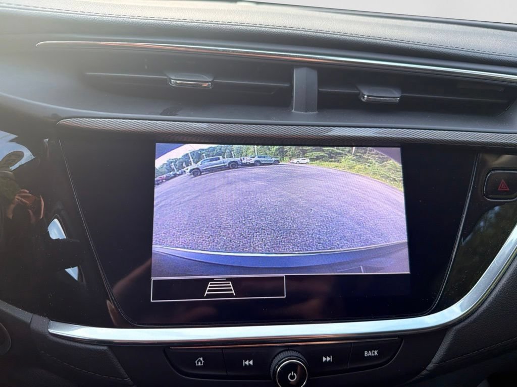 Used 2023 Buick Encore GX Essence w/ Experience Buick Package FWD image 23