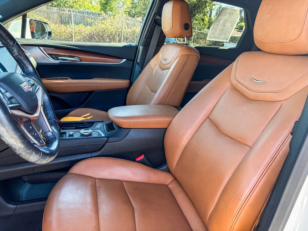 Certified 2023 Cadillac XT5 Premium Luxury AWD/4WD image 33