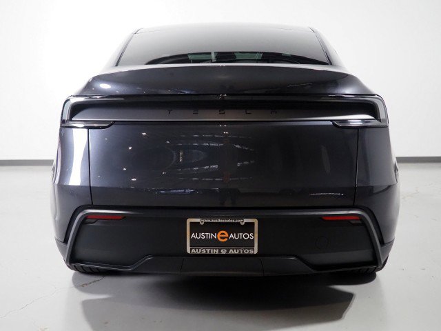 Used 2026 Tesla Model Y Long Range RWD image 61