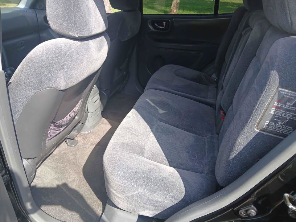Used 2004 Hyundai Santa Fe GLS FWD image 7