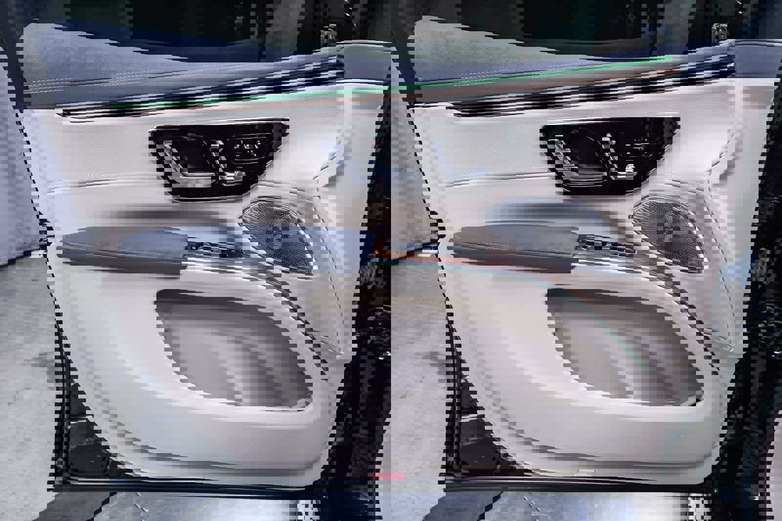 Certified 2023 Mercedes-Benz EQS 450+ 4MATIC SUV image 22