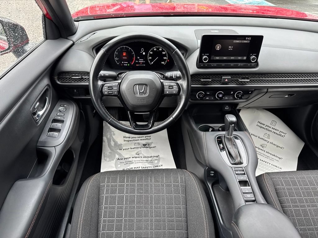 Used 2025 Honda HR-V Sport image 18