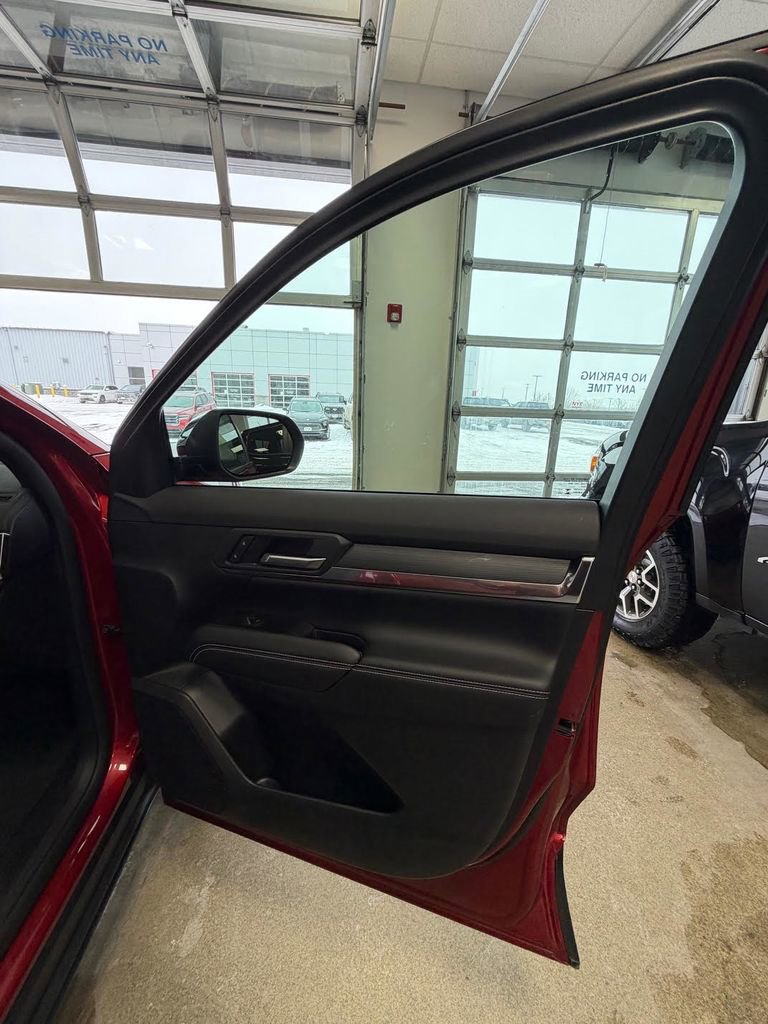 Used 2026 GMC Terrain Elevation image 15