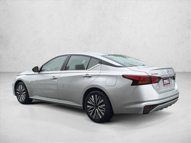 Used 2024 Nissan Altima 2.5 SV FWD image 7