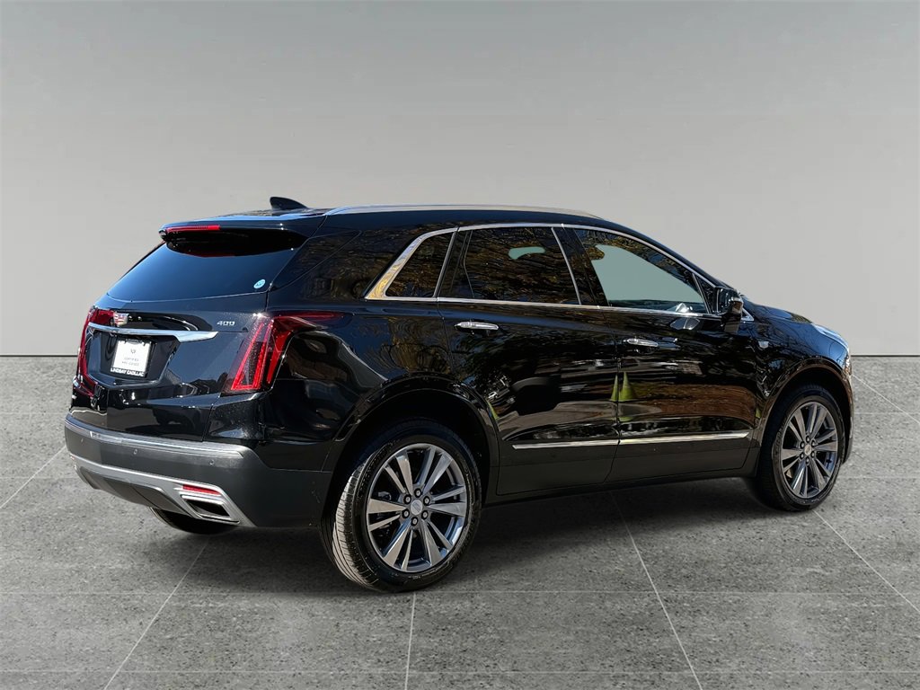 Used 2025 Cadillac XT5 Premium Luxury image 10