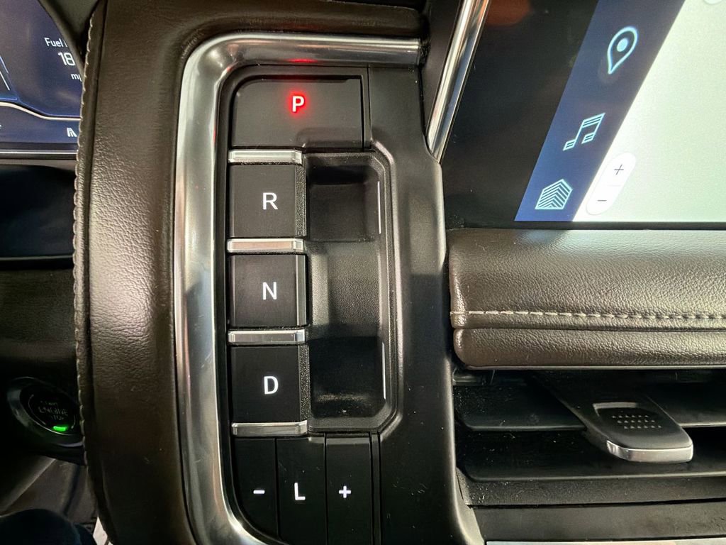 Used 2022 Chevrolet Tahoe LT image 16