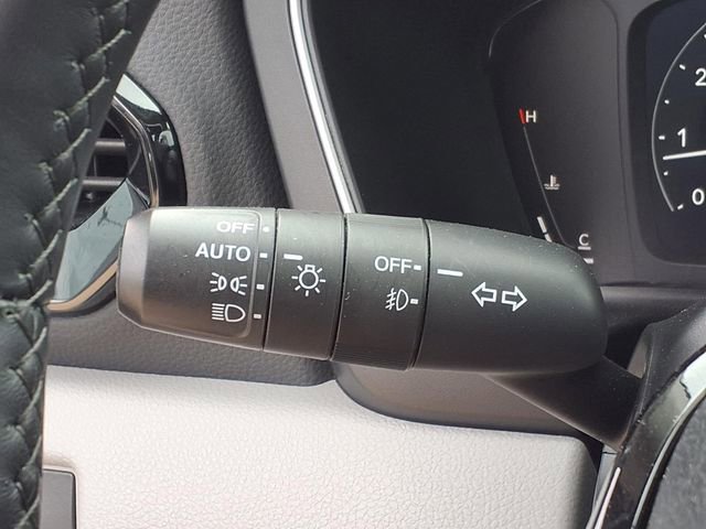 Used 2025 Honda Pilot Elite image 15
