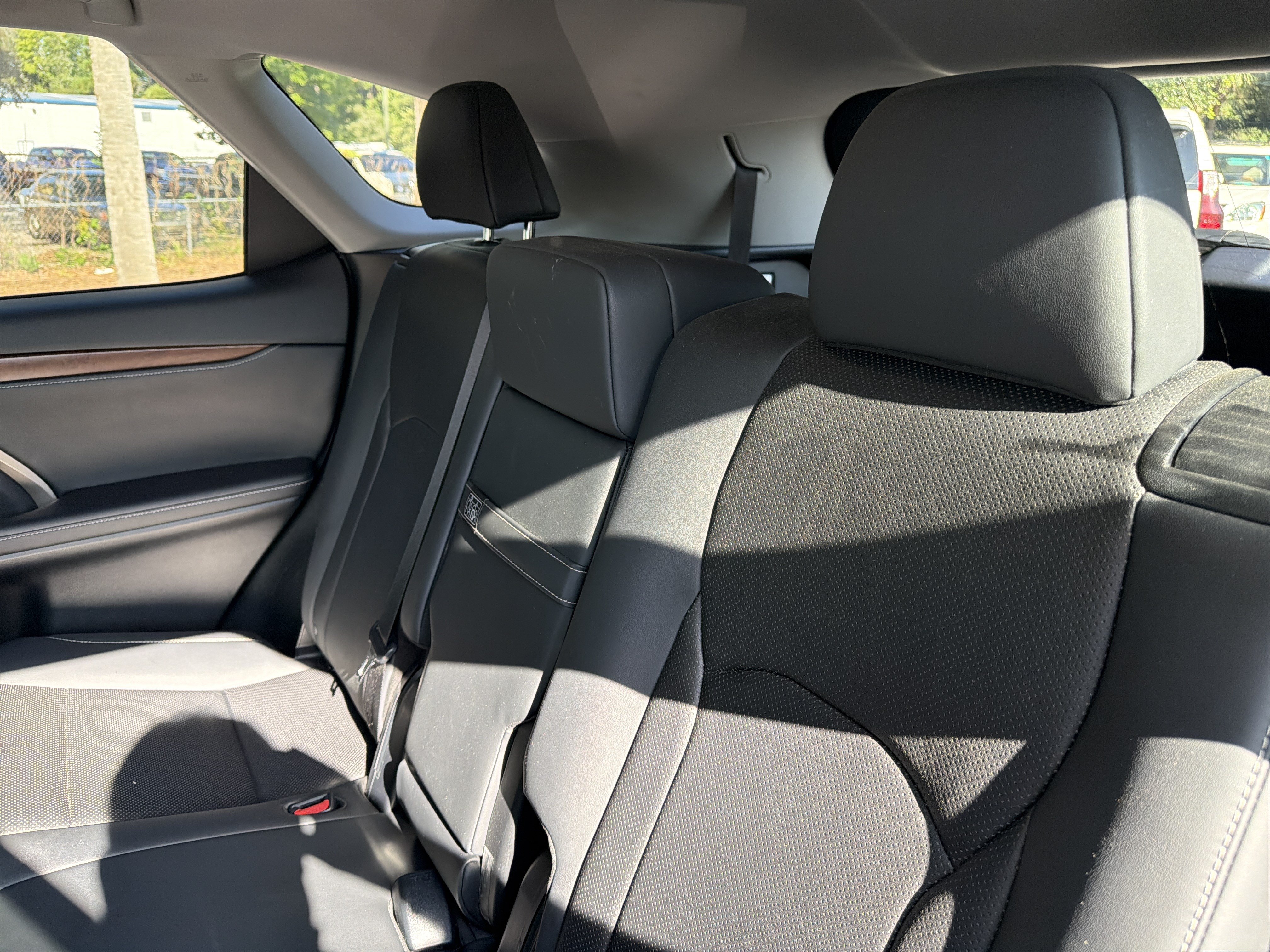 Used 2022 Lexus RX 350L FWD w/ Premium Package image 32